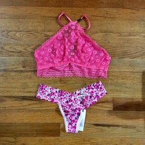 Victoria’s Secret Pink Lace Bralette